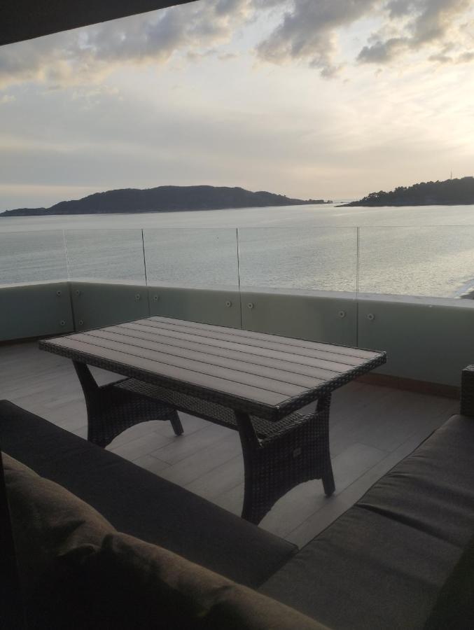 Beachfront Luxury Apartment Budva Exteriör bild