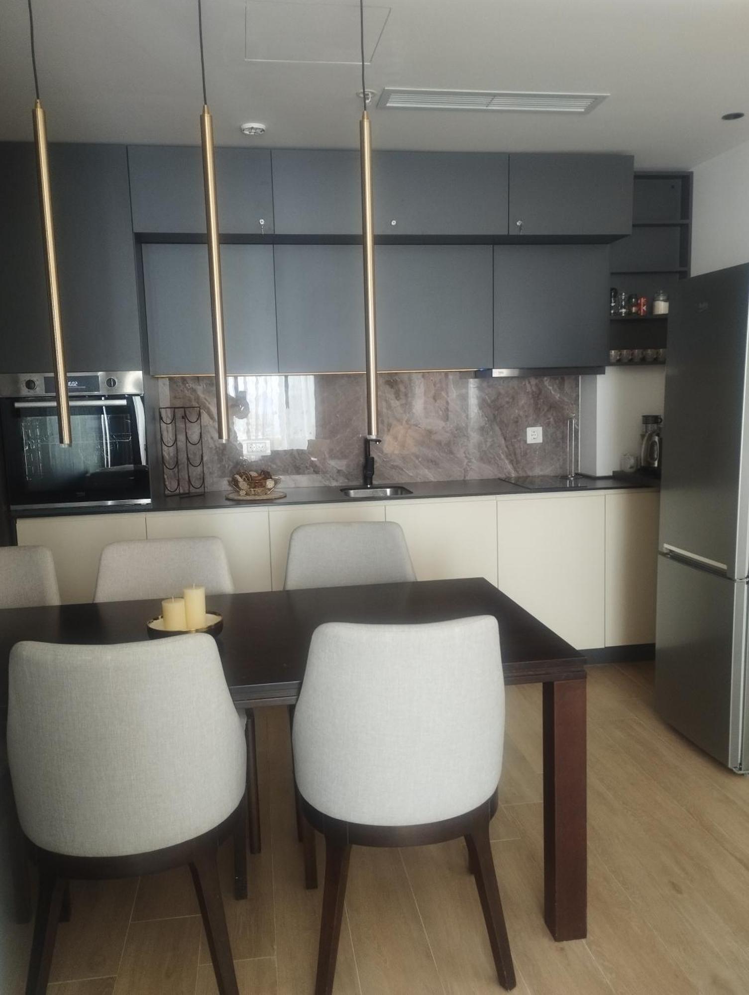 Beachfront Luxury Apartment Budva Rum bild