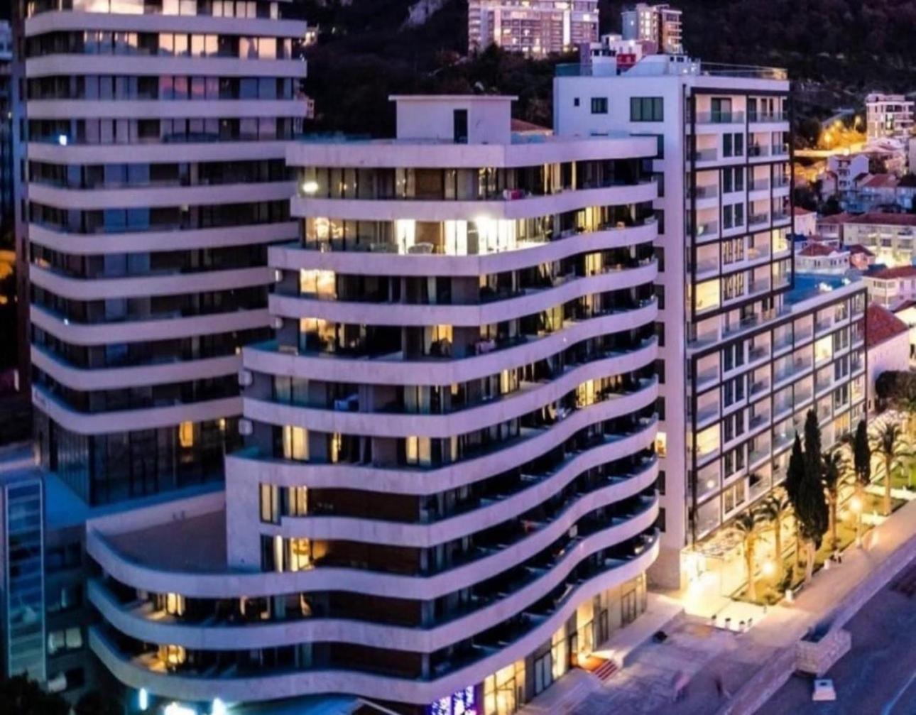 Beachfront Luxury Apartment Budva Exteriör bild